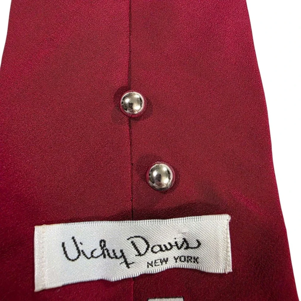 Vicky Davis 'Getting Hooked' Burgundy Fish‎ Fishing Silk Necktie Men's Outdoors